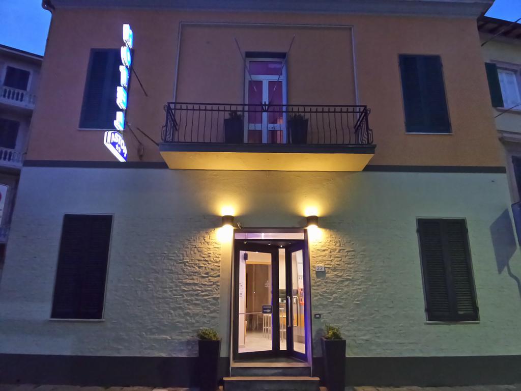 Hotel Astor Pisa Bagian luar foto