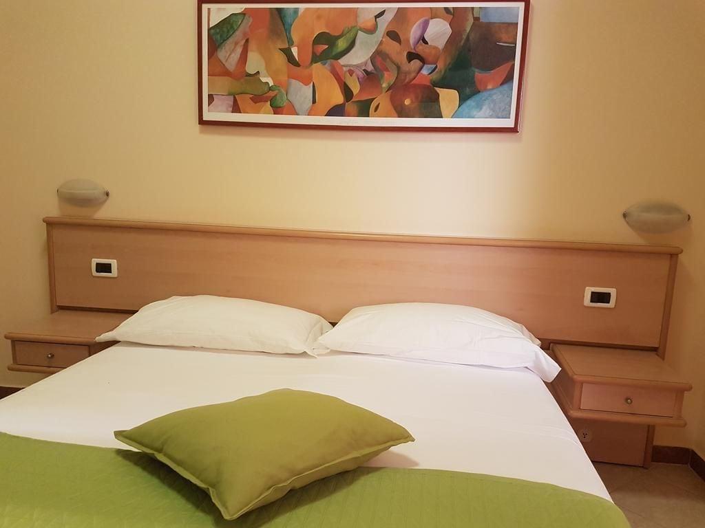 Hotel Astor Pisa Bagian luar foto