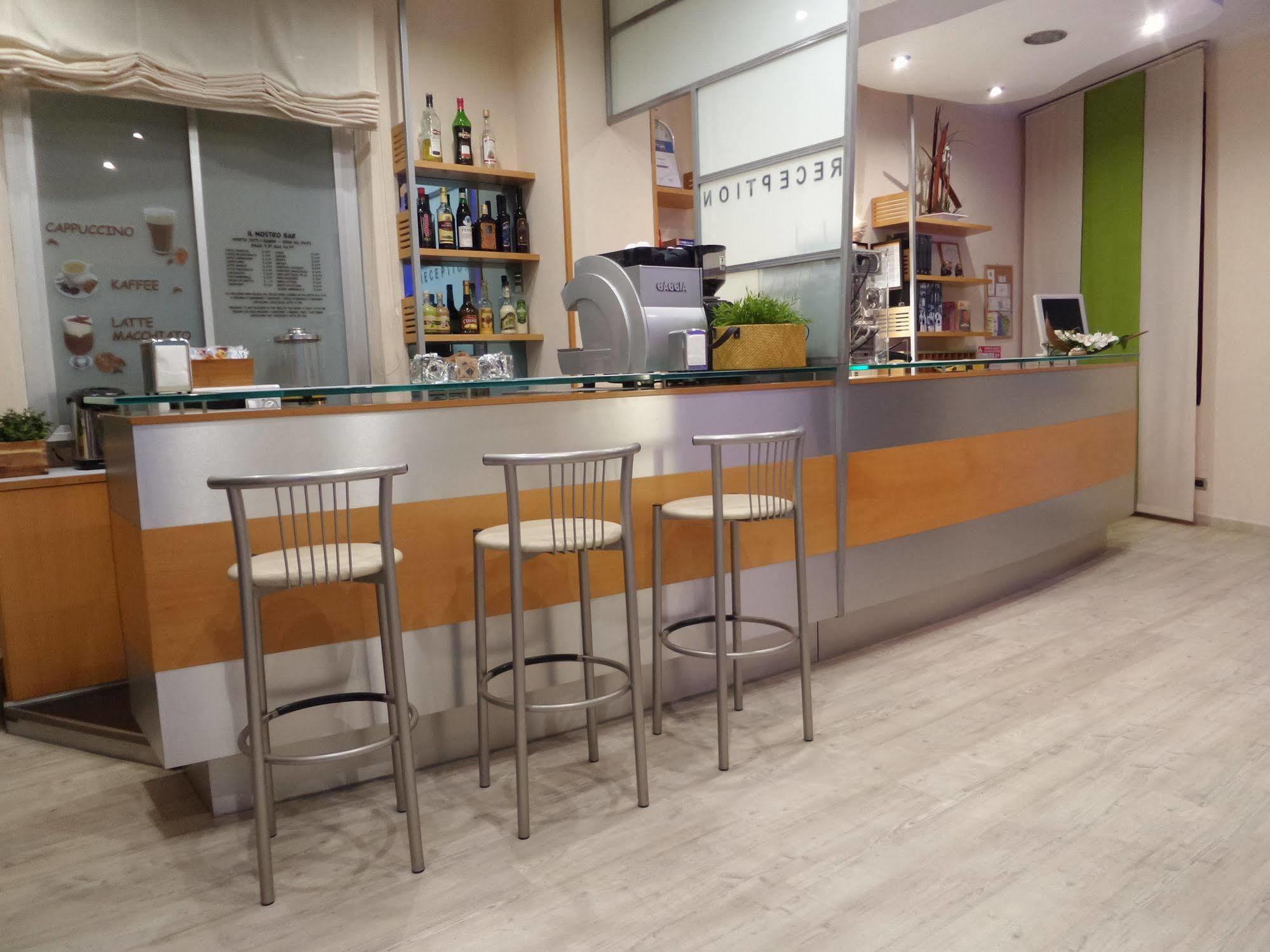 Hotel Astor Pisa Bagian luar foto